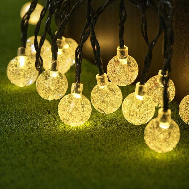 Lichterkette mit 20–60 LEDs und Kristallkugeln, 8 Modi, wasserdichte Beleuchtung für Terrasse und Garten
