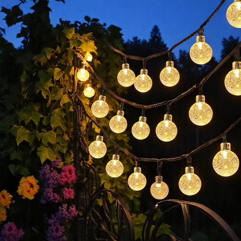 Lichterkette mit 20–60 LEDs und Kristallkugeln, 8 Modi, wasserdichte Beleuchtung für Terrasse und Garten