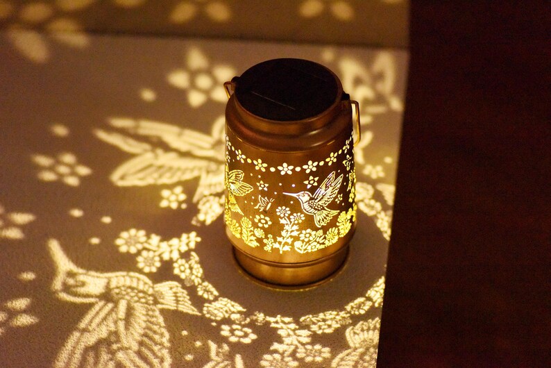 Hängende Solar-Kolibri-Muster-Laterne, Gartenleuchte, dekoratives Licht